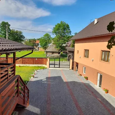 Casa Berci Guest house *