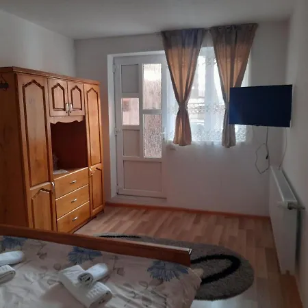 Casa Berci Guest house *